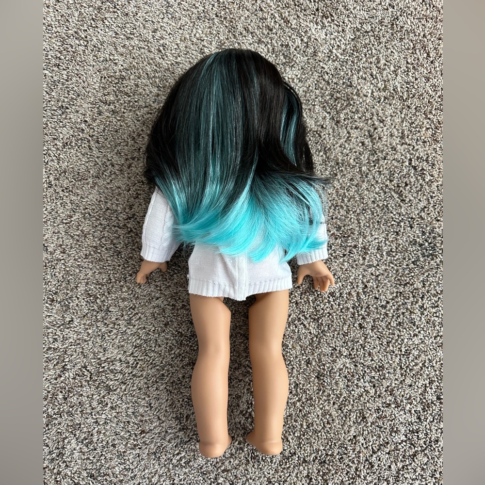 American Girl doll - Picture 2 of 6